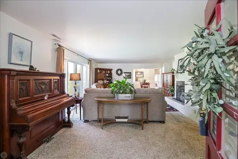 Entry Way - 28937 Upper Rd, Newman, CA 95360 photo 1 of 1