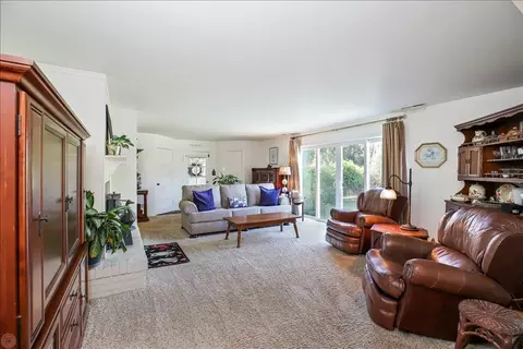 Living - 28937 Upper Rd, Newman, CA 95360 photo 1 of 4