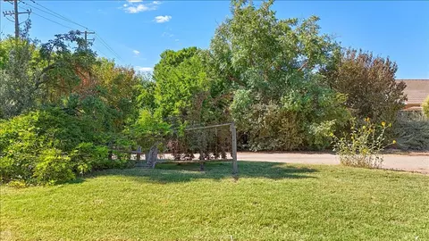 Exterior - 28937 Upper Rd, Newman, CA 95360 photo 8 of 20