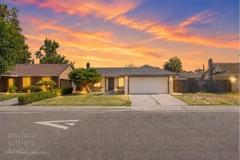 2212 Chambord Dr, Stockton, CA 95210