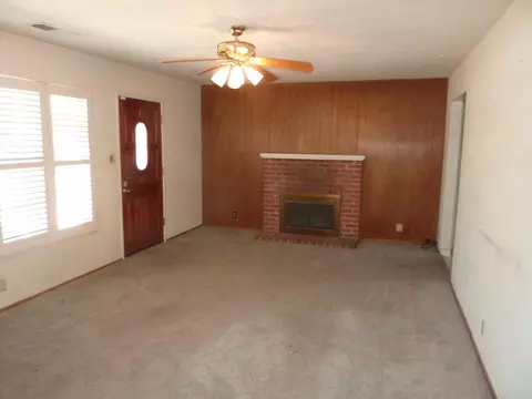 719 S Maple Ave, Manteca, CA 95337 photo 17