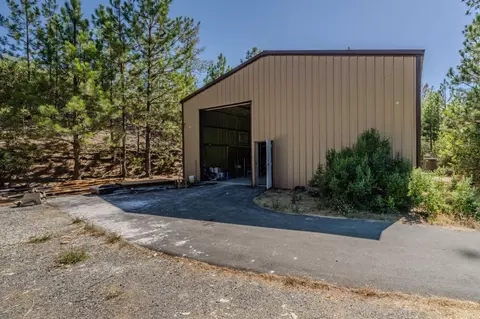 6240 Michel Rd, Mountain Ranch, CA 95246 photo 2