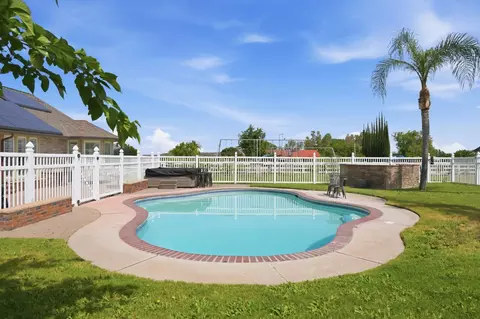 Exterior - 34672 Bernard Rd, Tracy, CA 95377 photo 4 of 18