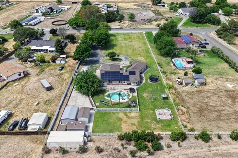 View/Area - 34672 Bernard Rd, Tracy, CA 95377 photo 4 of 6