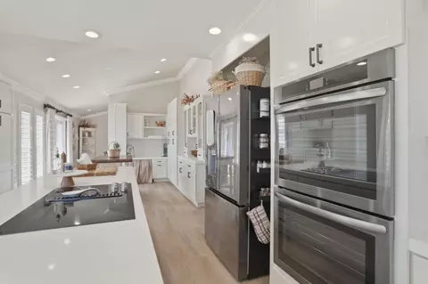 Kitchen - 34672 Bernard Rd, Tracy, CA 95377 photo 3 of 10