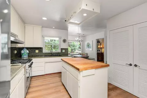 Kitchen - 4960 Paloma Ave, Carmichael, CA 95608 photo 2 of 3