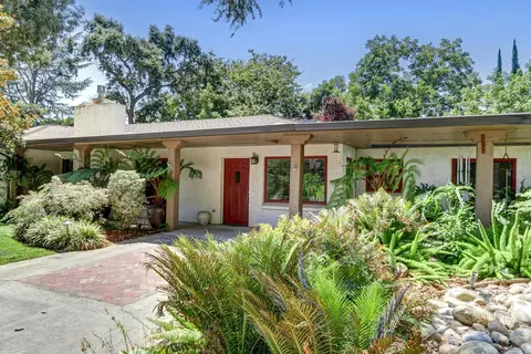 Exterior - 4960 Paloma Ave, Carmichael, CA 95608 photo 18 of 22