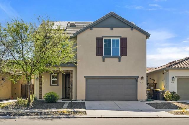 2432 Middlebury Dr, Lathrop, CA 95330