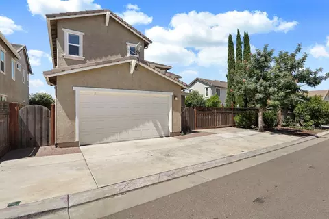 Exterior - 577 Lakeside Dr, Lathrop, CA 95330 photo 16 of 16