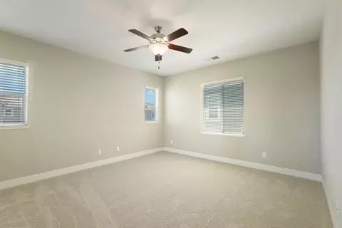 Bedroom - 577 Lakeside Dr, Lathrop, CA 95330 photo 7 of 9