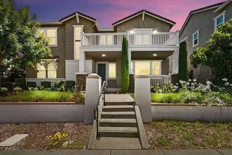 577 Lakeside Dr, Lathrop, CA 95330