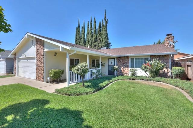 465 Center St, Atwater, CA 95301