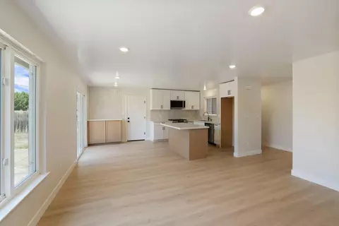 1901 W Locust St, Lodi, CA 95242 photo 8