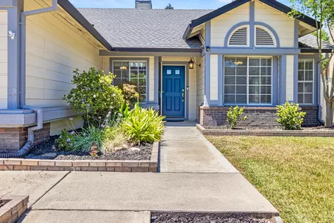 8201 Palmerson Dr, Antelope, CA 95843