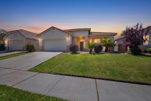 1386 Amaranth St, Plumas Lake, CA 95961