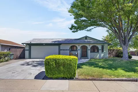 2300 Covered Wagon Cir, Elverta, CA 95626 photo 1