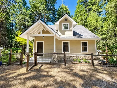 2220 Forebay Rd, Pollock Pines, CA 95726