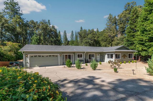13610 Tony Ct, Pine Grove, CA 95665