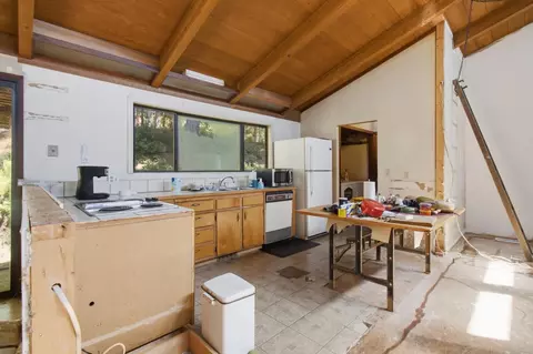 Kitchen - 3213 Running Quail Ct, Placerville, CA 95667 photo 4 of 5