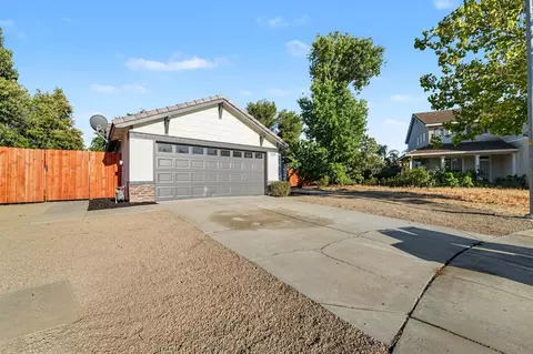 2520 Bridle Creek Ct, Tracy, CA 95377 photo 2