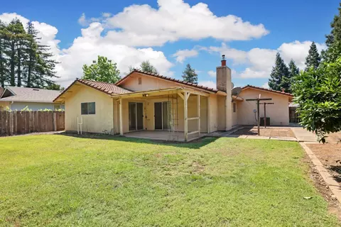 Exterior - 19035 Monte Vista Dr, Linden, CA 95236 photo 6 of 11