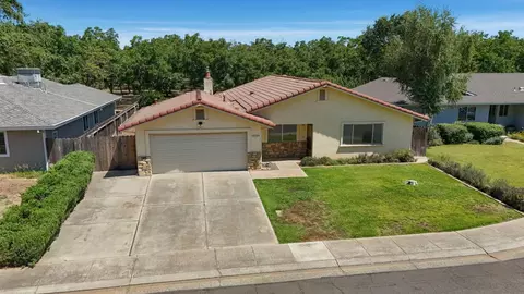 19035 Monte Vista Dr, Linden, CA 95236
