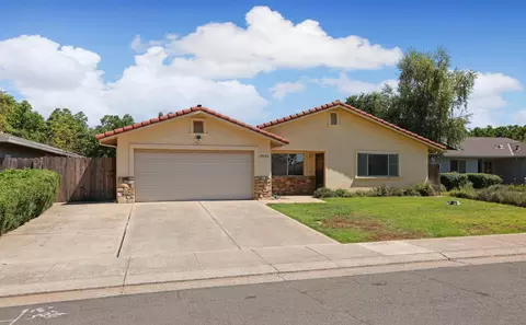 Exterior - 19035 Monte Vista Dr, Linden, CA 95236 photo 1 of 11