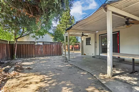916 Elm Ave, Modesto, CA 95354 photo 34