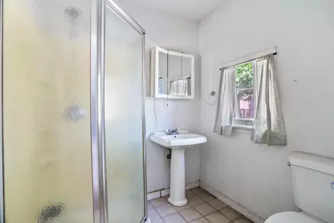 916 Elm Ave, Modesto, CA 95354 photo 47