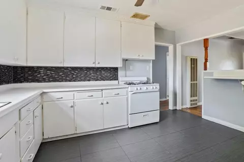 916 Elm Ave, Modesto, CA 95354 photo 14