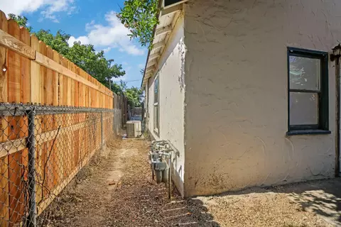 916 Elm Ave, Modesto, CA 95354 photo 50