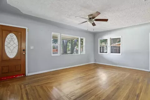 916 Elm Ave, Modesto, CA 95354 photo 10