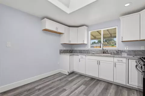 Kitchen - 322 Kerr Ave, Modesto, CA 95354 photo 4 of 7