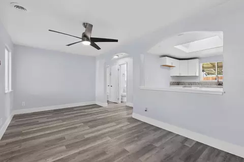 Living - 322 Kerr Ave, Modesto, CA 95354 photo 2 of 4