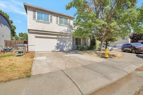 917 Garcia Dr, Woodland, CA 95776