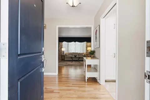 Entry Way - 2501 Ridgewood Ct, Modesto, CA 95350 photo 1 of 3