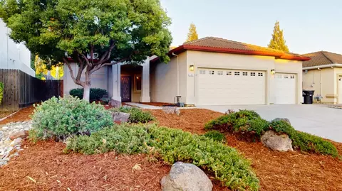 127 Douglas Dr, Lincoln, CA 95648