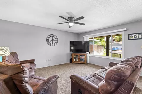 657 Gold St, Manteca, CA 95336 photo 10