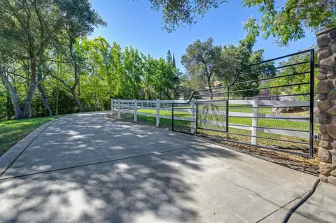 5249 Abbott Rd, Penryn, CA 95663 photo 4