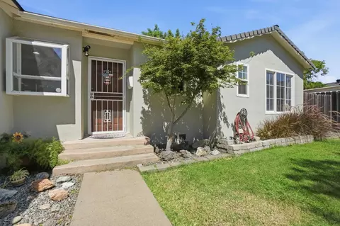 2313 Jasmin Ave, Modesto, CA 95350 photo 3