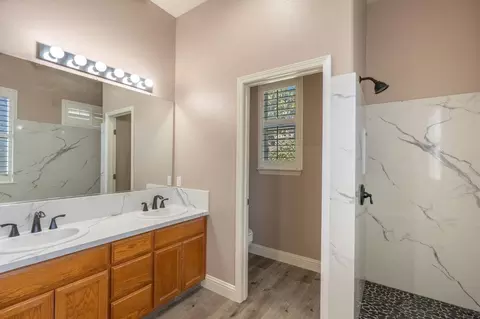 Bath - 1153 E Milgeo, Ripon, CA 95366 photo 3 of 3
