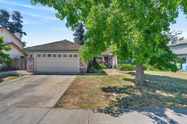 244 Wren Dr, Galt, CA 95632