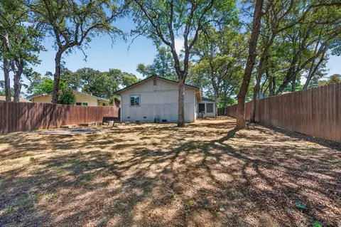 Exterior - 1627 Gerry Ct, Auburn, CA 95603 photo 7 of 9