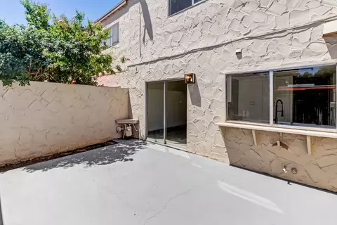 Exterior - 5969 Casa Alegre, Carmichael, CA 95608 photo 2 of 10