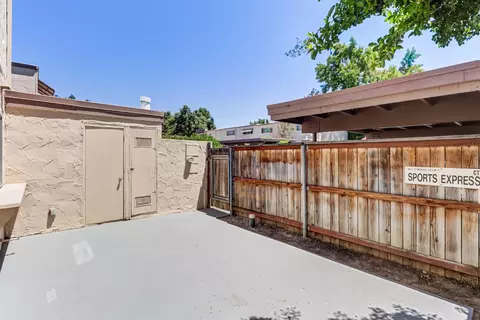 Exterior - 5969 Casa Alegre, Carmichael, CA 95608 photo 6 of 10