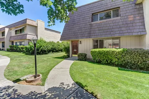 Exterior - 5969 Casa Alegre, Carmichael, CA 95608 photo 5 of 10