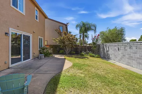 Exterior - 1707 Teal Ct, Rocklin, CA 95765 photo 3 of 5