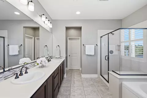 Bath - 1707 Teal Ct, Rocklin, CA 95765 photo 4 of 6
