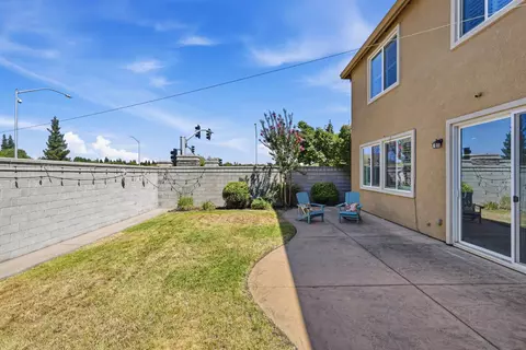 Exterior - 1707 Teal Ct, Rocklin, CA 95765 photo 2 of 5