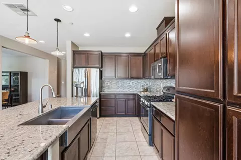 Kitchen - 1707 Teal Ct, Rocklin, CA 95765 photo 3 of 3